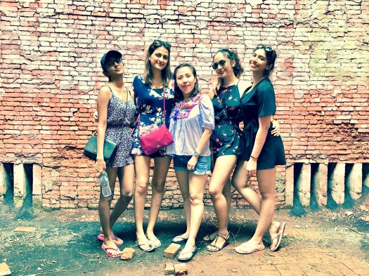 Punggol English Math Science Creative Writing Primary Secondary Tuition Female Tutor Small group class