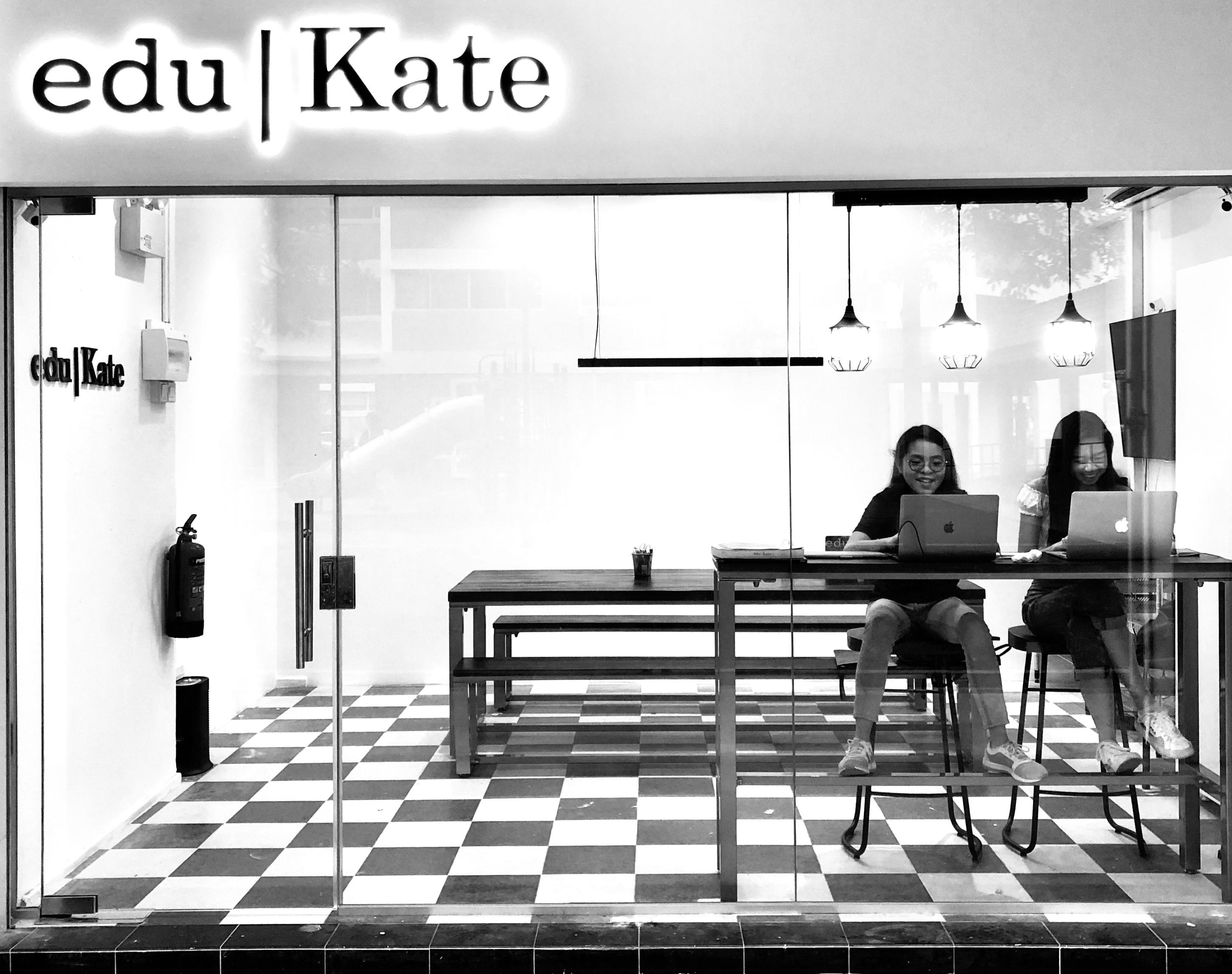 Punggol ex MOE teacher Small group Tuition Primary Math English Science